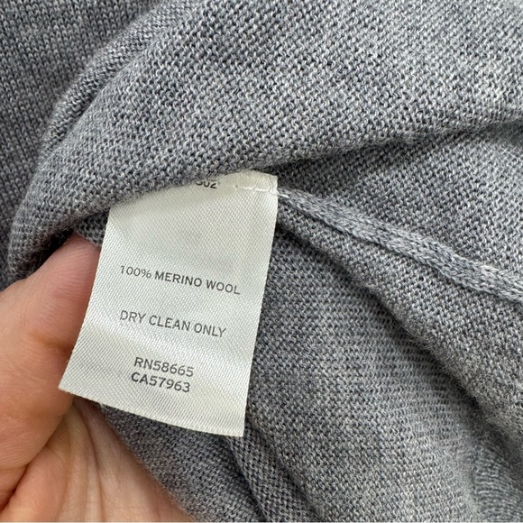 Broletto Gray 100% Merino Wool V-Neck Sweater Mens Sz Large - Picture 5 of 5